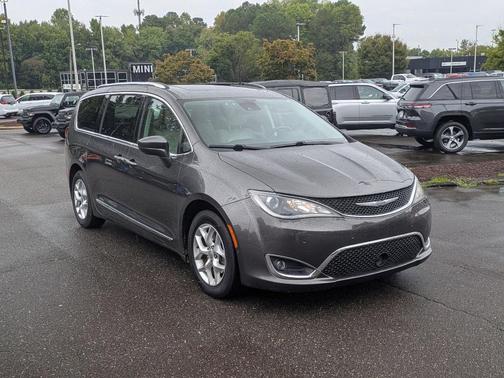2018 Chrysler Pacifica Touring-L Plus