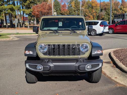 2025 Jeep Gladiator Sport
