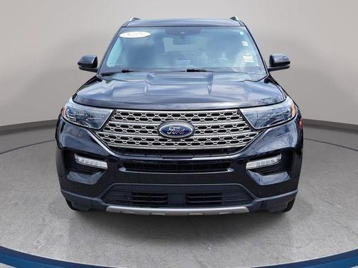 Black Metallic 2022 Ford Explorer Limited