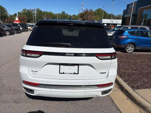 2024 Jeep Grand Cherokee Summit