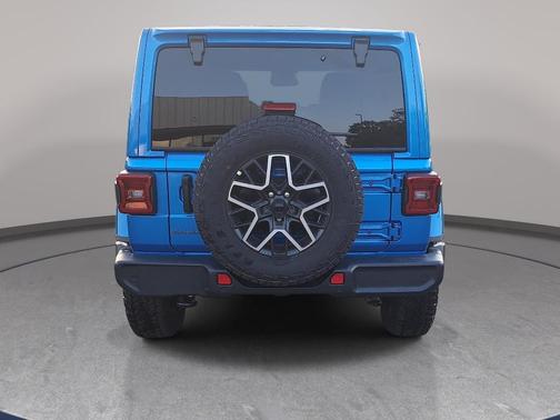 Hydro Blue Pearlcoat 2027 Jeep Wrangler Sahara