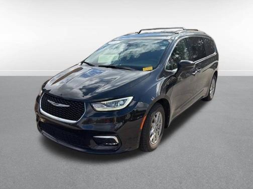 2022 Chrysler Pacifica Touring-L