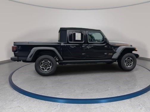 Black Clearcoat 2023 Jeep Gladiator Mojave