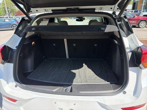 White Frost Tri-Coat 2020 Buick Encore GX Essence