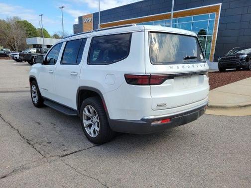 2022 Jeep Wagoneer Series II