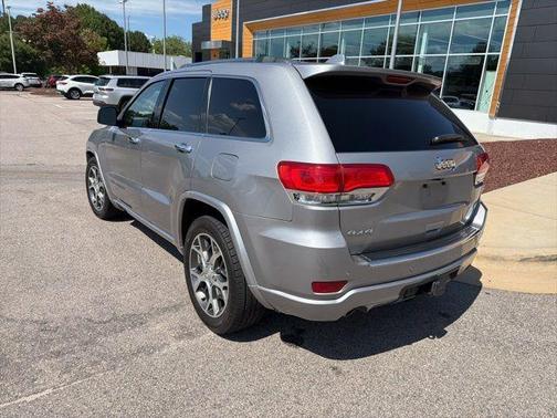 Billet Silver Metallic Clearcoat 2019 Jeep Grand Cherokee Overland