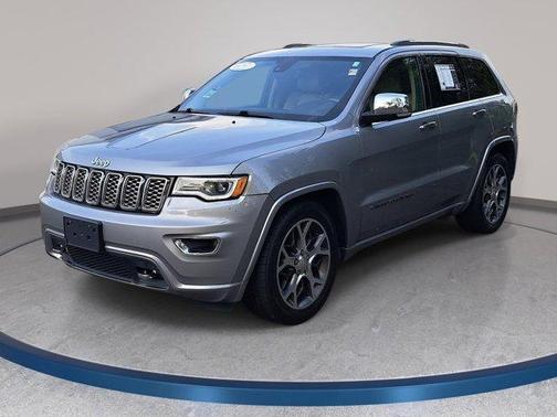 Billet Silver Metallic Clearcoat 2019 Jeep Grand Cherokee Overland