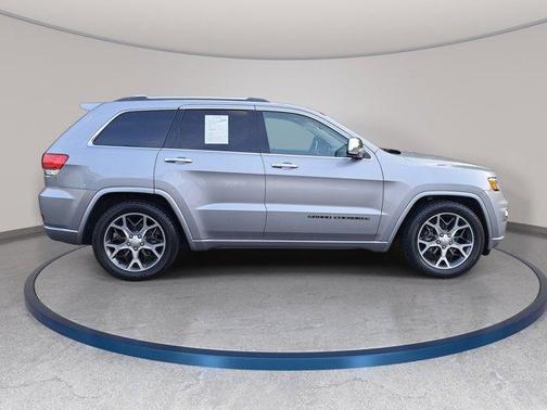 Billet Silver Metallic Clearcoat 2019 Jeep Grand Cherokee Overland