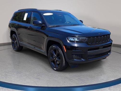 Diamond Black 2023 Jeep Grand Cherokee L Laredo