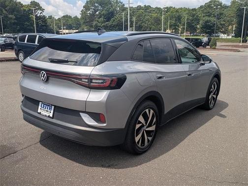 2023 Volkswagen ID.4 Pro