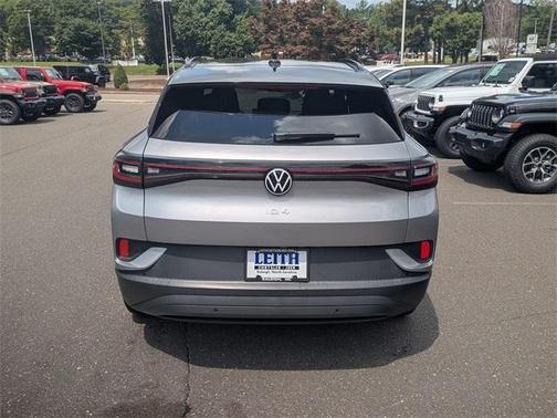 2023 Volkswagen ID.4 Pro