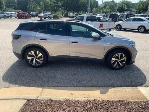 2023 Volkswagen ID.4 Pro