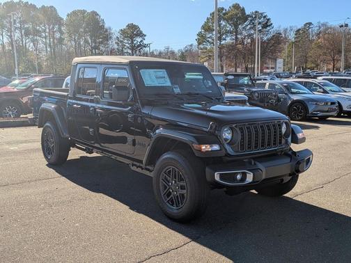 2026 Jeep Gladiator Sport