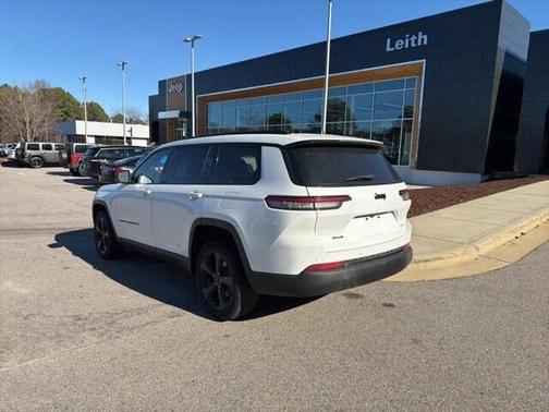 2023 Jeep Grand Cherokee L Laredo