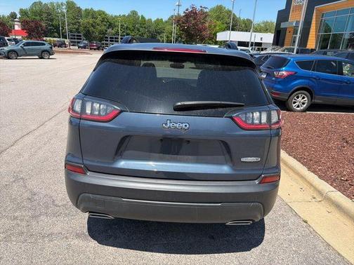 Slate Blue Pearlcoat 2022 Jeep Cherokee Latitude Lux