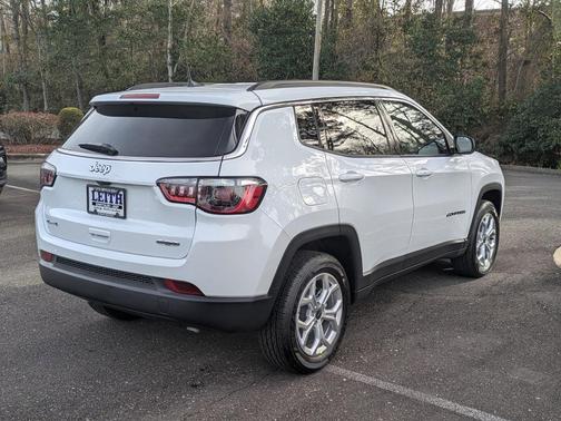 2026 Jeep Compass Latitude