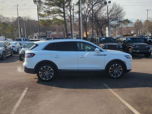 2021 Lincoln Nautilus Reserve