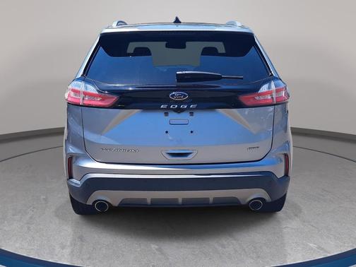 Silver Metallic 2021 Ford Edge Titanium