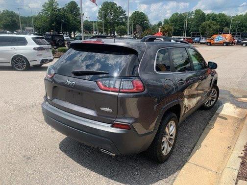 2022 Jeep Cherokee Latitude Lux