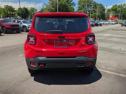 2023 Jeep Renegade Trailhawk
