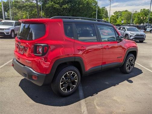 2023 Jeep Renegade Trailhawk