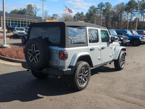 2024 Jeep Wrangler Sahara
