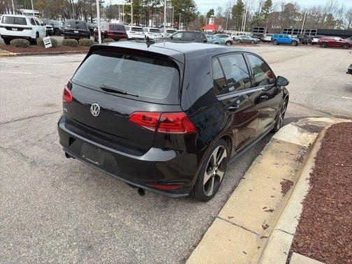 2016 Volkswagen Golf GTI SE