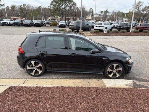 2016 Volkswagen Golf GTI SE