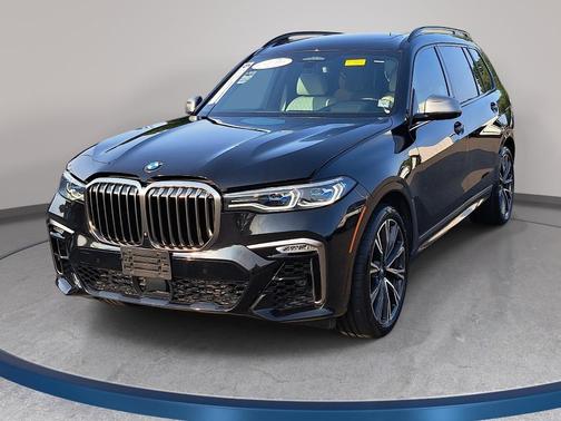 Black Sapphire Metallic 2021 BMW X7 M50i