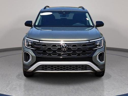 2024 Volkswagen Atlas 2.0T Peak Edition SE w/Technology