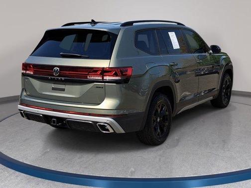 2024 Volkswagen Atlas 2.0T Peak Edition SE w/Technology