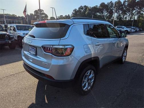 2025 Jeep Compass Latitude