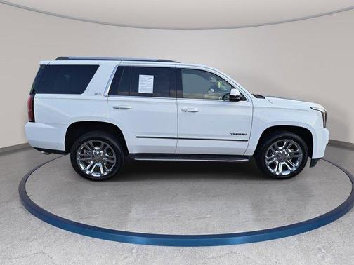 Summit White 2018 GMC Yukon SLT