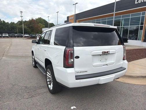 Summit White 2018 GMC Yukon SLT