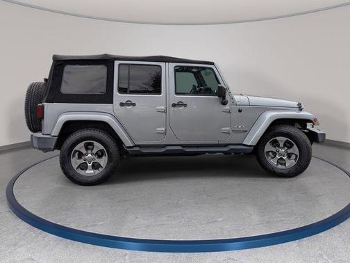Billet Silver Metallic Clearcoat 2018 Jeep Wrangler JK Unlimited Sahara