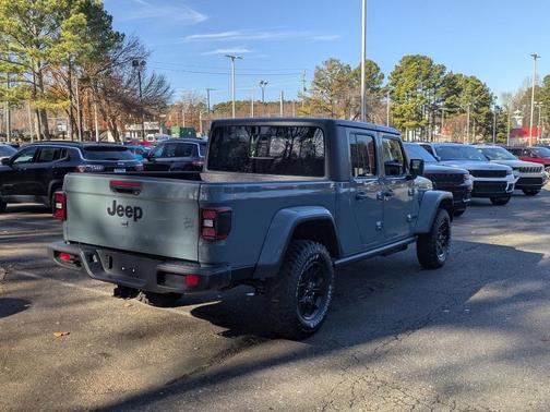 2026 Jeep Gladiator Sport
