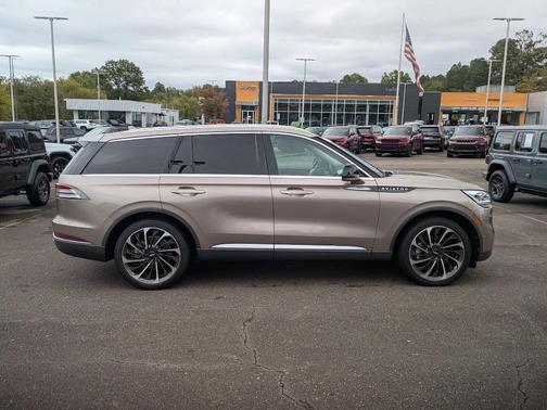 2020 Lincoln Aviator Reserve AWD