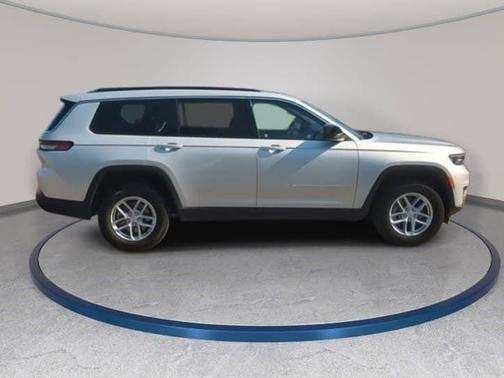 Silver Zynith 2024 Jeep Grand Cherokee L Laredo
