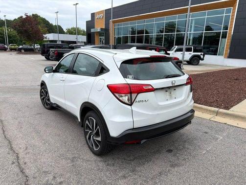 White 2019 Honda HR-V Sport