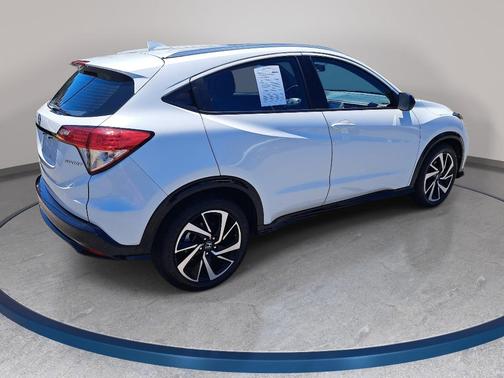Platinum White 2019 Honda HR-V Sport