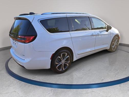 Bright White 2026 Chrysler Pacifica Pinnacle AWD