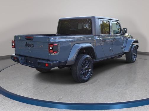 Anvil 2026 Jeep Gladiator Sport