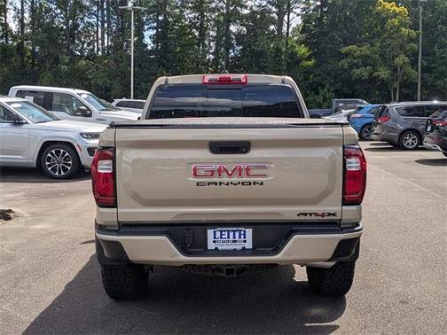 2023 GMC Canyon AT4X