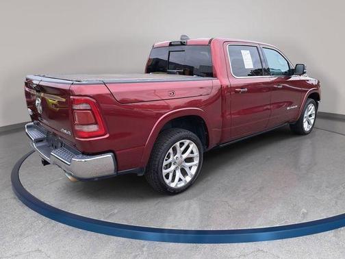 Delmonico Red Pearlcoat 2022 RAM 1500 Longhorn