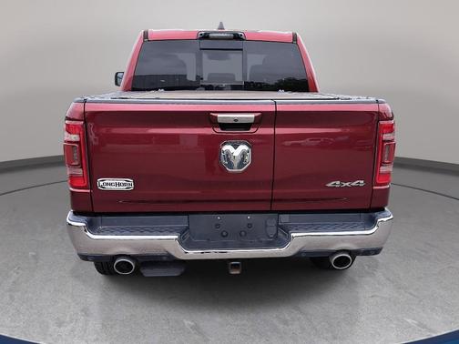 Delmonico Red Pearlcoat 2022 RAM 1500 Longhorn