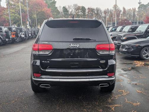 2018 Jeep Grand Cherokee Summit