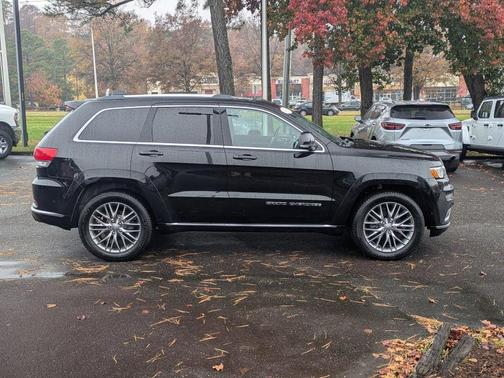 2018 Jeep Grand Cherokee Summit