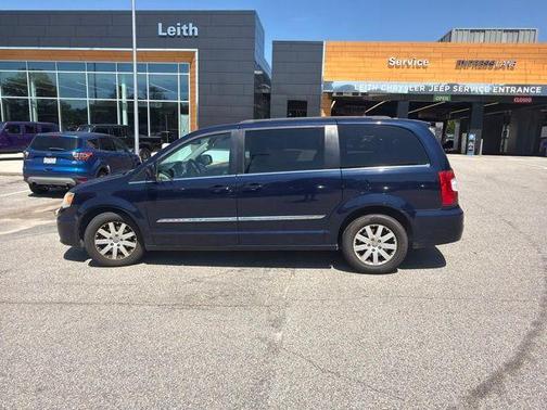 True Blue Pearl 2013 Chrysler Town & Country Touring