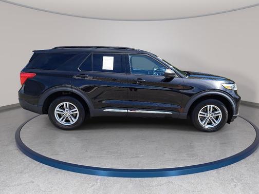 Black Metallic 2020 Ford Explorer XLT