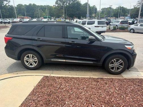 Black 2020 Ford Explorer XLT